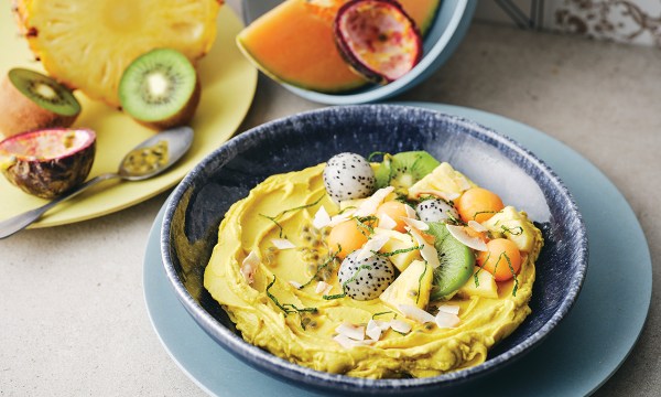 Thumbnail for Tropical fruit & turmeric smoothie bowl
