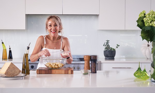 Thumbnail for Foodie fare: Dinner at Kris Lloyd’s house
