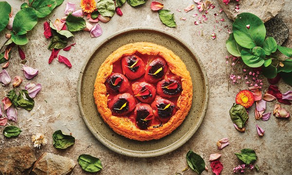 Thumbnail for Recipe: Quince and chamomile tarte tatin