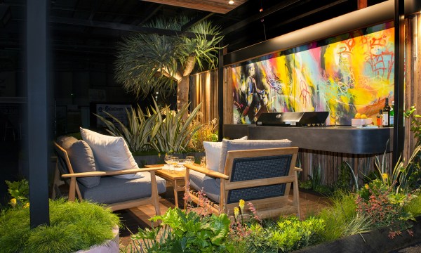 Thumbnail for Distinctive Gardens wins the inaugural Home Show Landscape Competition