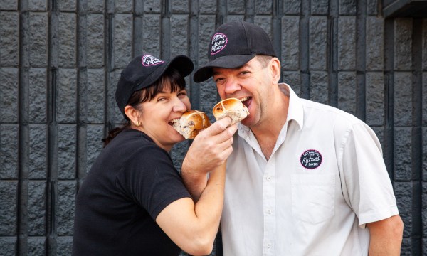 Kytons owners Sharon and Darren Sutton know what makes a good hot cross bun.