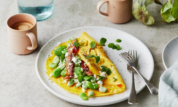 Thumbnail for Recipe: Omelette with broad beans, pancetta, goat cheese and mint